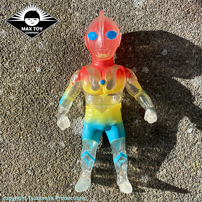 Pre Order - Ultraman Max Toy x Tsuburaya Productions Rainbow version
