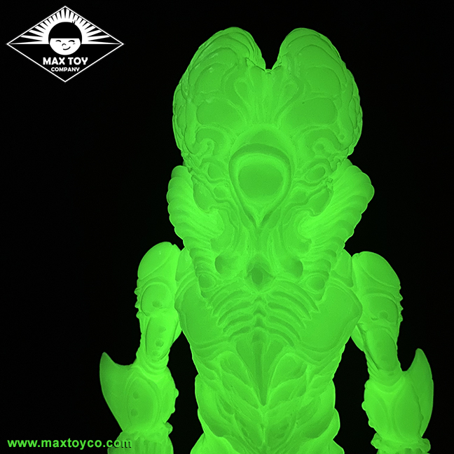 Alien Xam Paul Komoda glow in dark version Dcon 2022