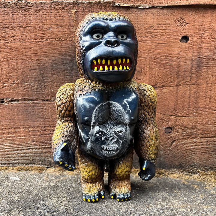 Max Toy Co - Ape figure by Frank Mysterio x Mark Nagata