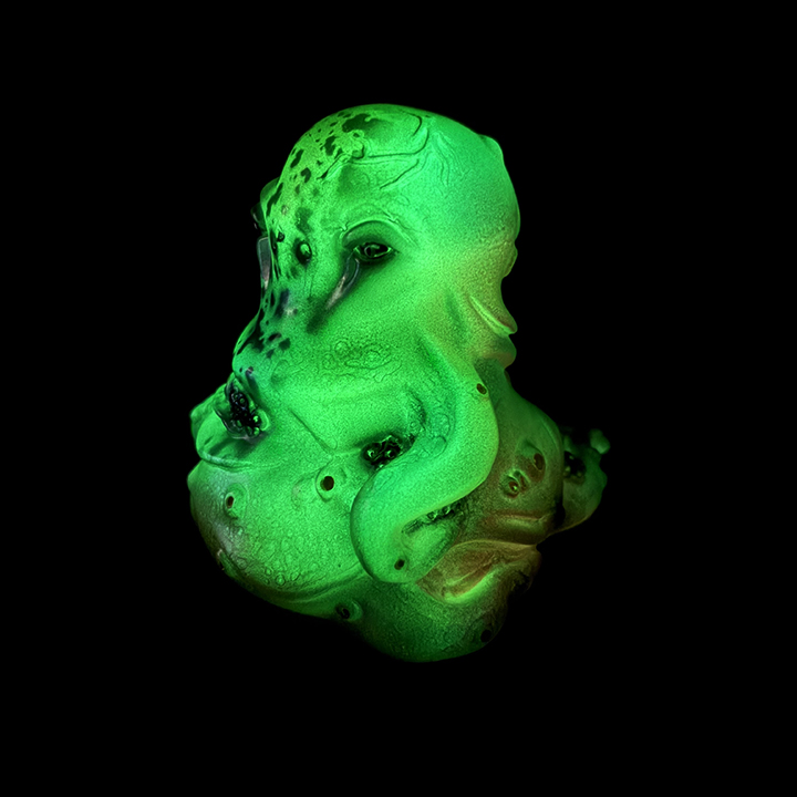 Bacteria Zieromuko X RotoKaiju x Alimanax Mark Nagata glow in dark (type B )