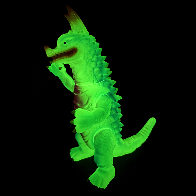 Glow in Dark Kaiju Axron micro run of x4 Mark Nagata paints
