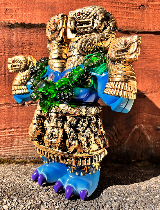 Tonantzin Coatlicue created by Xavi DMT ZR x Mark Nagata paints Type Blue