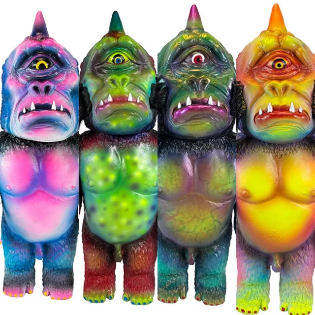 Max Toy x Tsuburaya Pro Kaiju Taisho sofubi - Max Toy Company