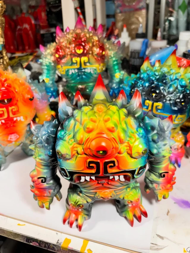 Happy Holidays and New Alien Xam - Max Toy Company